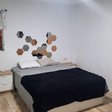 Feel At Home At Tamara Apartment - Two Steps To The Pool Τορρεμολίνος Εξωτερικό φωτογραφία